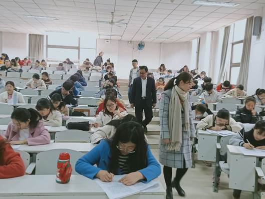 http://www.qfnu.edu.cn/__local/1/03/DB/FB7ECD58D738D9F08A482671E4D_49F4D508_1AFF7.jpg